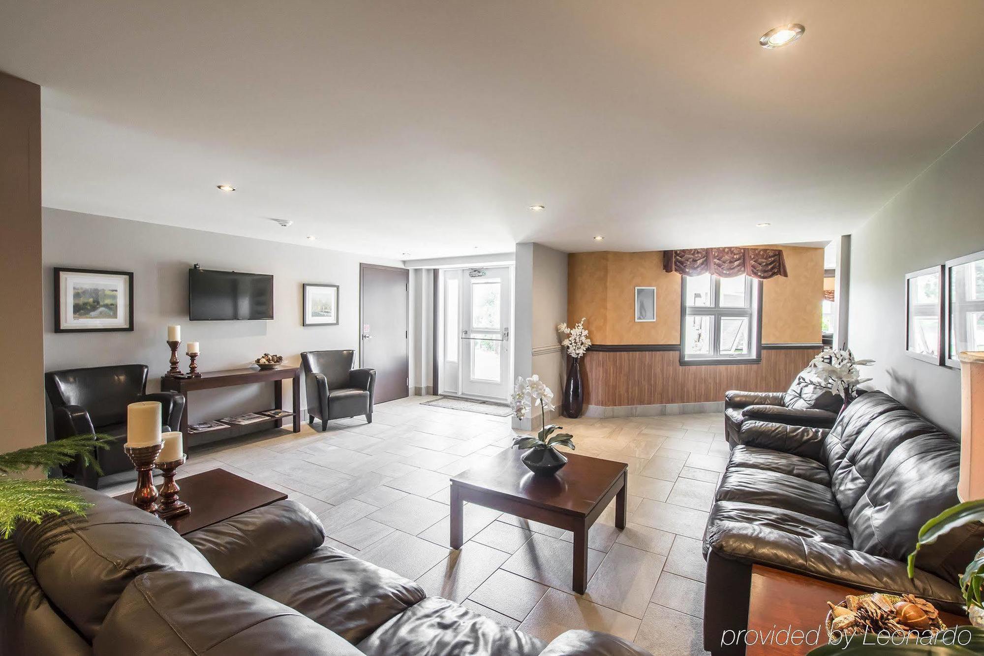 Econo Lodge Inn & Suites Montmagny Kültér fotó