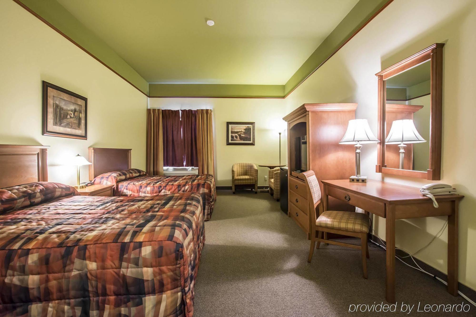Econo Lodge Inn & Suites Montmagny Kültér fotó
